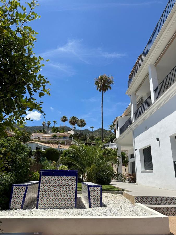 Luxury Alhambra Close To Sea And Centre Villa *